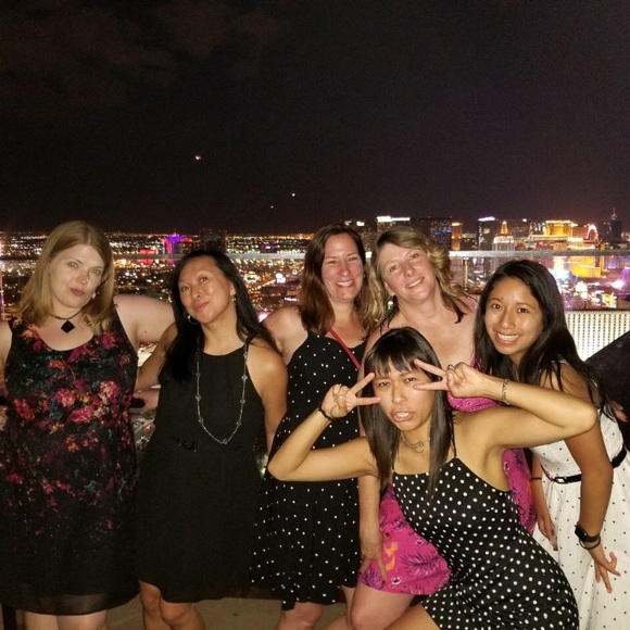 Meet your Posher, Mande - Picture 4 of 8